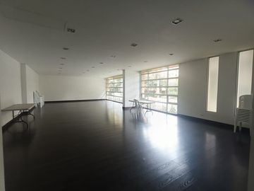 apartamento en arriendo en chico norte. Cod A52044