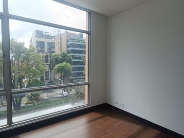 apartamento en arriendo en chico norte. Cod A52044