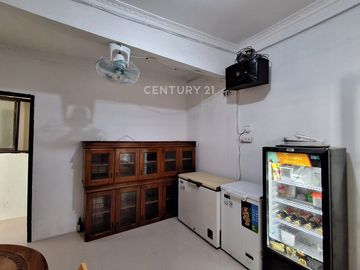 Rumah 2 Lantai Ada Kontrakan Dan Kost Di Kayumas S8598