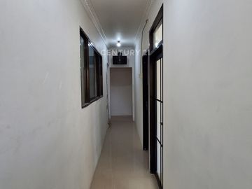 Rumah 2 Lantai Ada Kontrakan Dan Kost Di Kayumas S8598