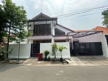 Dijual Rumah lokasi strategis di Jl. Percetakan Negara - Jakarta Pusat
