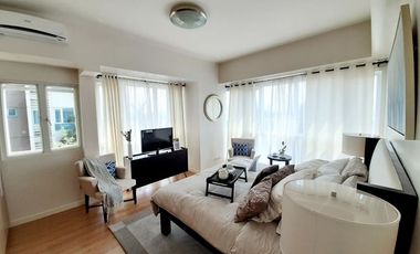 Four Bedroom For Sale in Four Season Riviera Binondo Manila