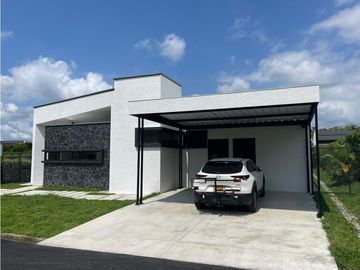 Casa campestre en venta sector Aeropuerto