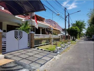 Rumah Mewah di Rungkut Asri Dekat Transmart Rungkut Murah