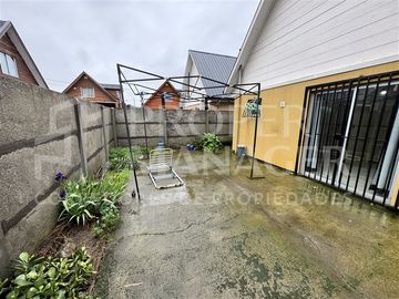 Casa 2D-1B 51m2 - Villa Huertos de Chillán + Estacionamiento