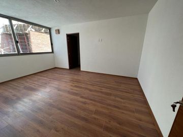 CASA EN VENTA EN MONTERRA PONIENTE! SLP