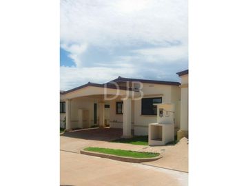 Casa en La Chorrera $450 $125.000 #466