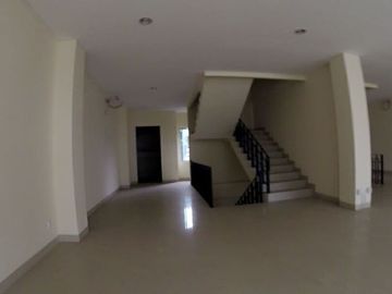DIJUAL/SEWA (1 Unit Rukan 4,5 Lantai) DI JL. BULUNGAN BLOK M KEBAYORAN BARU JAKARTA SELATAN
