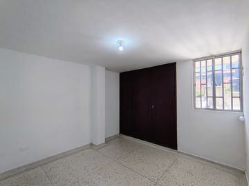 apartamento en arriendo/venta en el tabor. Cod V105237