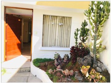 Casa En Venta A Un Super Precio, El Palacio I