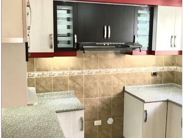 Casa En Venta A Un Super Precio, El Palacio I