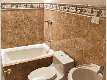 Casa En Venta A Un Super Precio, El Palacio I