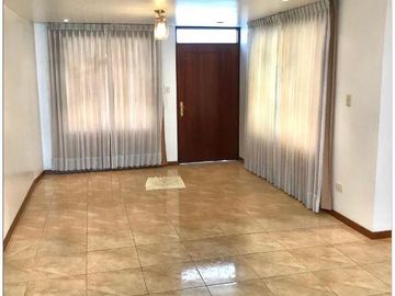 Casa En Venta A Un Super Precio, El Palacio I