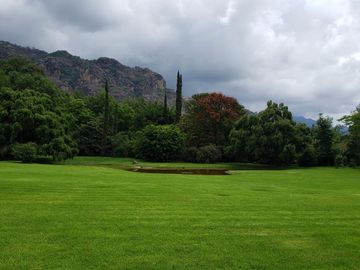 Tepoztlan Plano vista a las montañas una belleza
