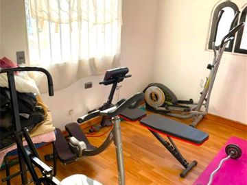 Casa en Venta en Casa 2 pisos 4 dormitorios 3 baños, 130 m2, Jardín del Este, La Florida