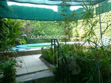 VENDO CASA MUY BUENA