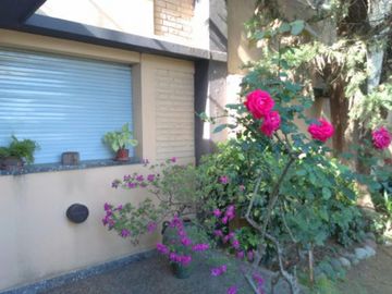 VENDO CASA MUY BUENA