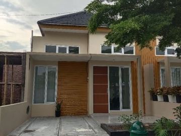 Rumah dijual di Lumajang