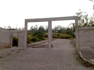 VENDO TERRENO EN CONOCOTO, URB. PRIVADA, 237 m² Escrituras independientes.