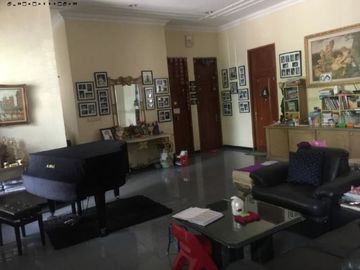 Rumah Manyar Kertoadi, Dekat Merr, Bca, Galaxy Mall, Strategis Bagus