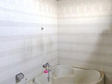 Rumah Mewah 2 Lantai Di BSB City, LT 320 M², 7 KT, Harga Nego