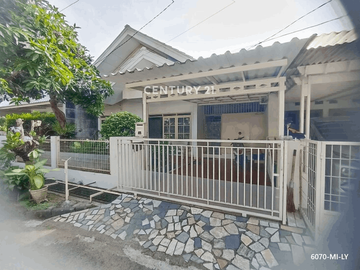 Dijual Rumah Bagus Strategis Di Bumi Bintaro Permai