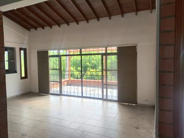 casa campestre en arriendo/venta en morelia. Cod V641