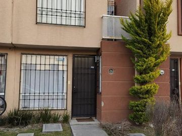 Casa en condominio - Otzolotepec
