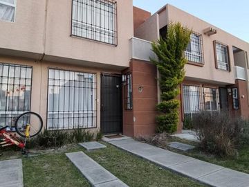 Casa en condominio - Otzolotepec
