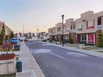 Casa en condominio - Otzolotepec