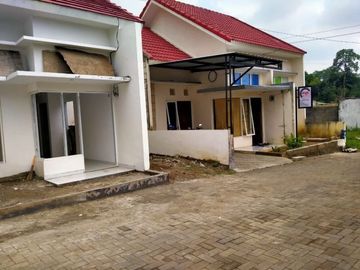 Promo Rumah 2 Lantai dekat Exot Tol