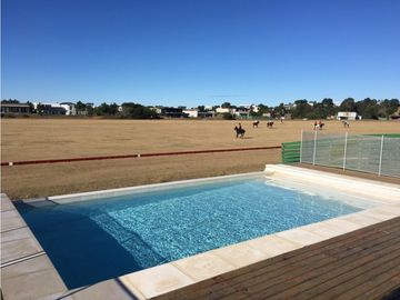 CASA EN VENTA EN COSTA ESMERALDA - ECUESTRE 301