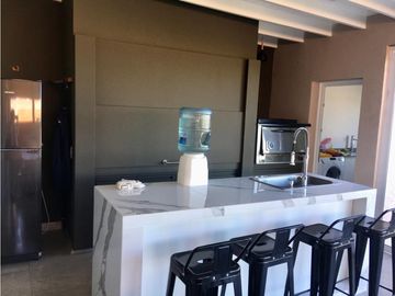CASA EN VENTA EN COSTA ESMERALDA - ECUESTRE 301