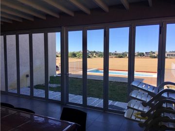 CASA EN VENTA EN COSTA ESMERALDA - ECUESTRE 301
