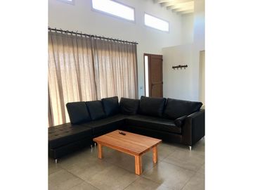 CASA EN VENTA EN COSTA ESMERALDA - ECUESTRE 301