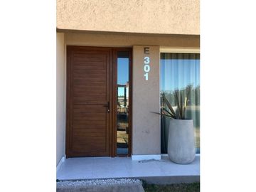 CASA EN VENTA EN COSTA ESMERALDA - ECUESTRE 301