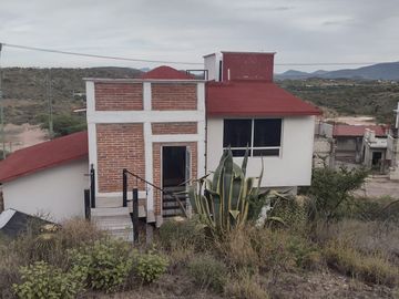 CASA EN VENTA EN CLUB CAMPESTRE HACIENDA YEXTHO,TEQUISQUIAPAN,QUERETARO