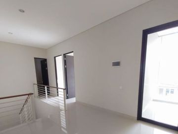 Jual Rumah Baru Minimalis Siap Huni di Sutorejo Prima Selatan Surabaya