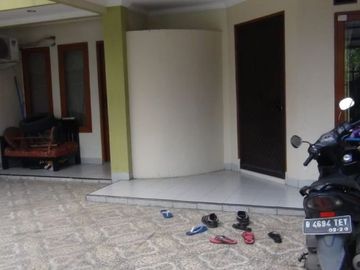 Rumah Ciputat Perum Pondok Hijau Strategis