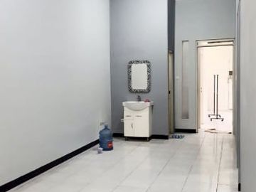 Di Sewakan Rumah Siap Huni 3 Kamar di Taman Holis Indah Bandung
