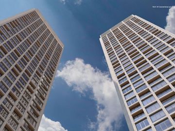 Apartamento con 10,000 m2 de bosque privado, pozo de agua, cine, muro de escalar