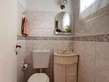 Casa tipo Dúplex de 4 AMBIENTES en venta