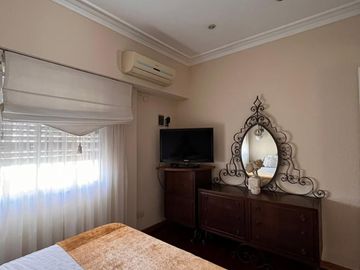 Casa tipo Dúplex de 4 AMBIENTES en venta