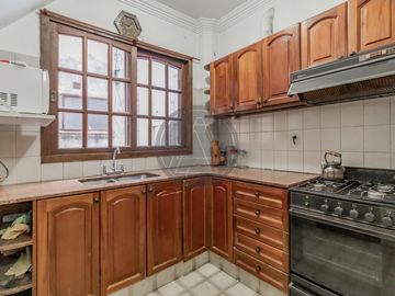 Excelente PH a la venta con terraza y quincho propio - Vicente Lopez