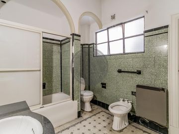 Excelente PH a la venta con terraza y quincho propio - Vicente Lopez