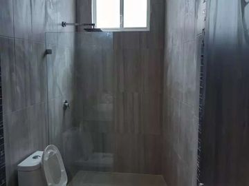 Venta de casa en Urb. Portón de Vicriel cerca a Villa club via Daule Samborondón cerca al Dorado