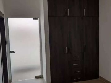 Venta de casa en Urb. Portón de Vicriel cerca a Villa club via Daule Samborondón cerca al Dorado