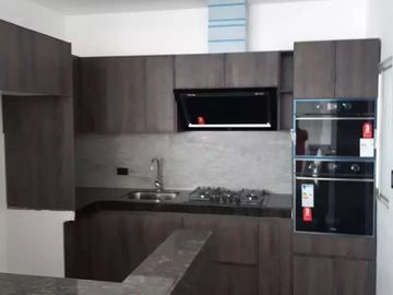 Venta de casa en Urb. Portón de Vicriel cerca a Villa club via Daule Samborondón cerca al Dorado