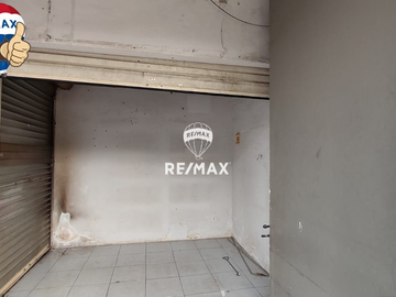 Disewakan Kios di Apartemen Green Pramuka Dekat Halte Busway Rawasari