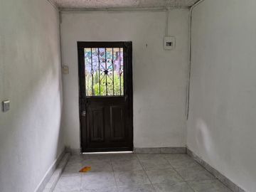 apartamento en arriendo en manrique central 1. Cod A218332